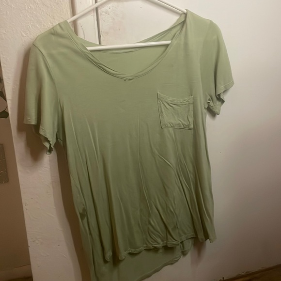 Green T-shirt - Picture 1 of 2